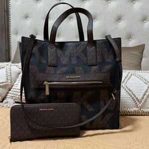 Michael Kors Monogram Black and Brown Tote Set